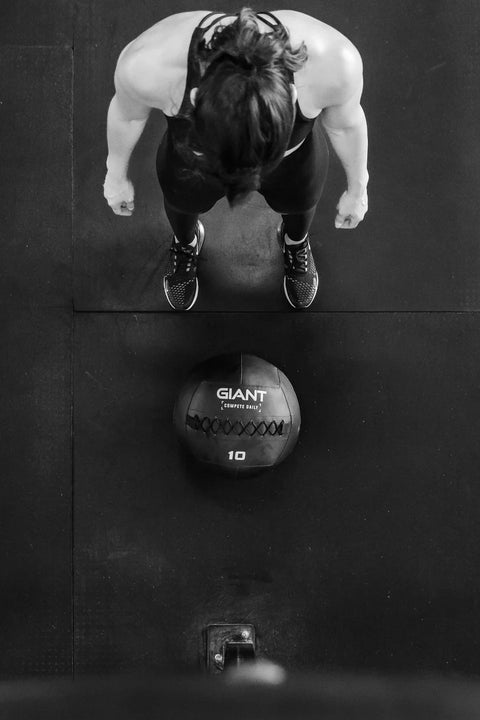 MEDICINE BALLS – How to Incorporate them into your Routine.